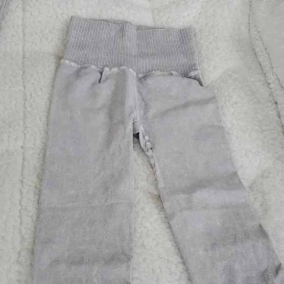 17. Free People Good Karma Leggings Ice Grey - Picture 3 of 17